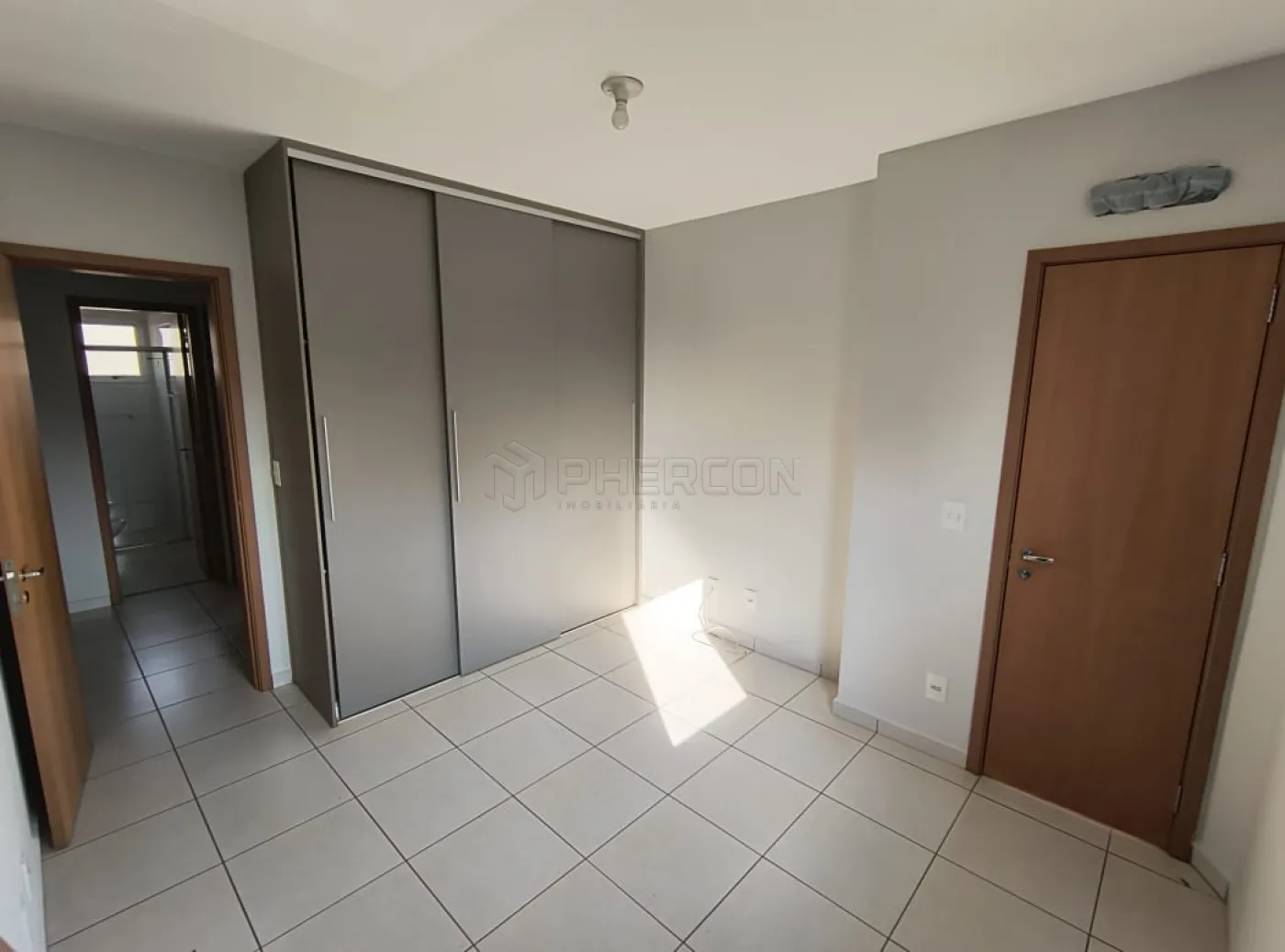 Alugar Casa / Condomínio em Sertãozinho R$ 1.500,00 - Foto 7