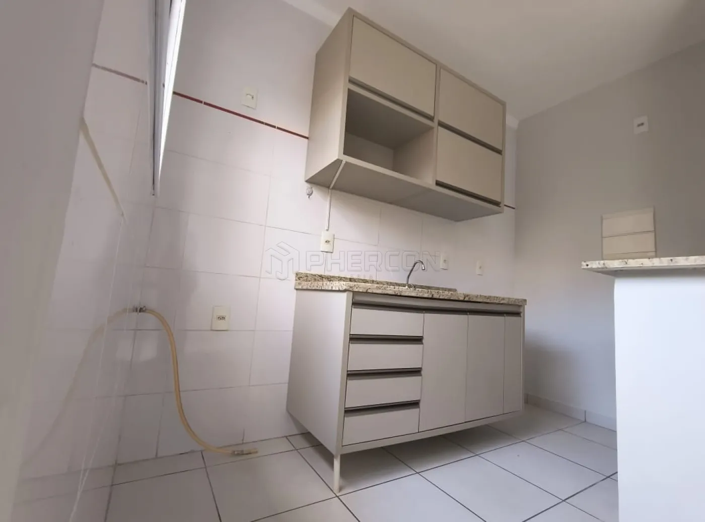 Alugar Casa / Condomínio em Sertãozinho R$ 1.400,00 - Foto 8