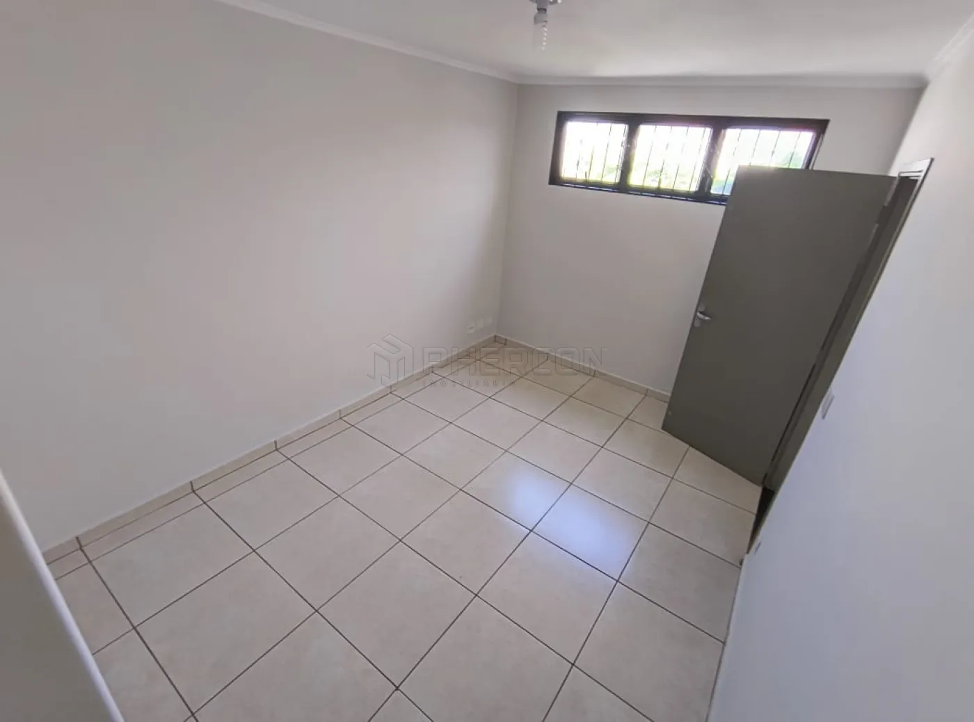 Alugar Casa / Padrão em Sertãozinho R$ 2.250,00 - Foto 4